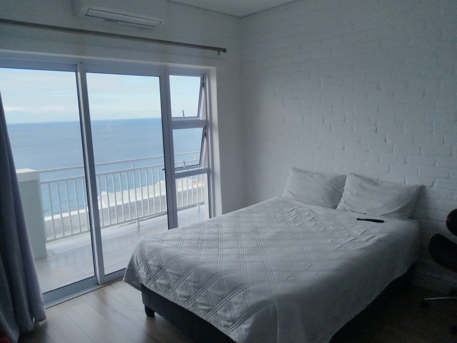 To Let 4 Bedroom Property for Rent in Glencairn Western Cape